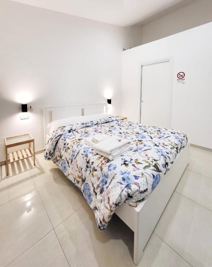 マルティンシクーロ D Annunziohouse Bed & Breakfast エクステリア 写真